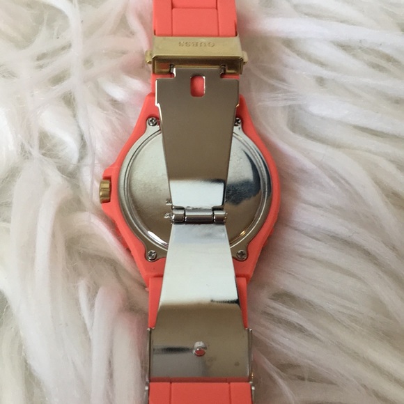 Watch - Picture 4 of 4